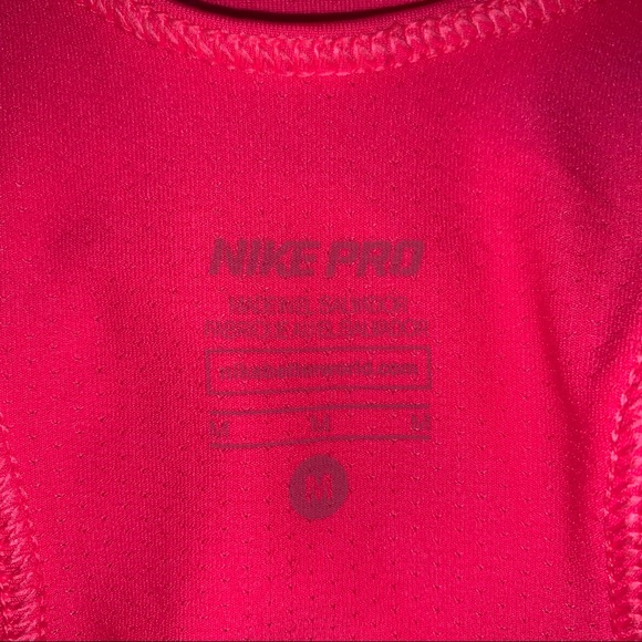 Nike pro pink tank top size medium - Picture 3 of 3
